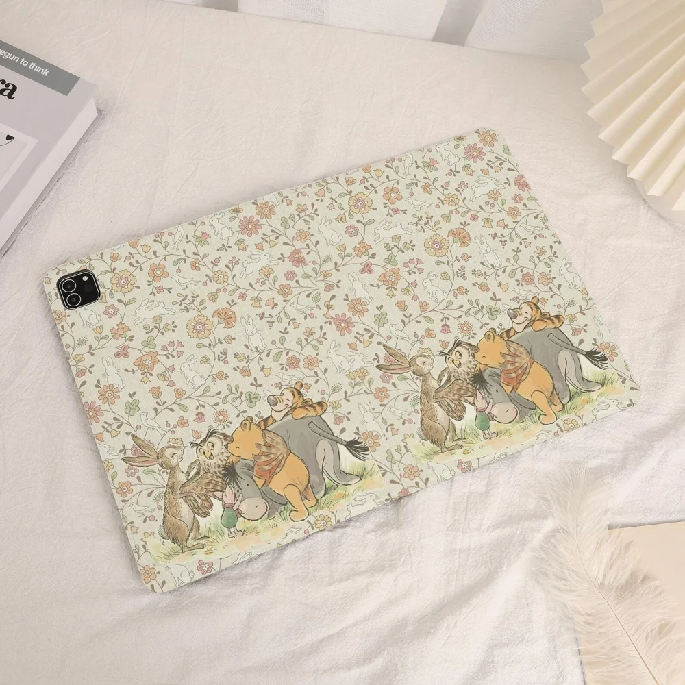 Winnie the Pooh Pad Case for iPad 10.9 inch 10.2 inch 9.7 inch 11 inch iPad Air 6 4 iPad Pro iPad 2022 2021 2024 iPad 10th Case