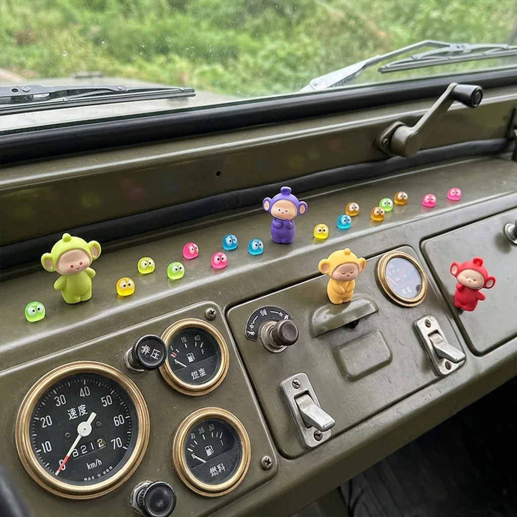 16PCS Cartoon Dolls Car Dashboard Decor, Mini Desktop Micro Landscape Decor Accessories, Auto Interior Lovely Ornament Gifts