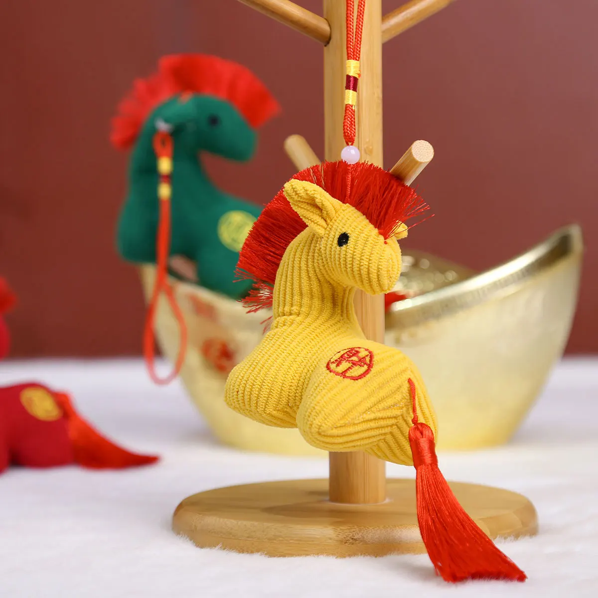 1pc Dekoration Kleine Ornament Pferd Jahr Maskottchen Weihnachten Geschenk Plüsch Pony Schlüsselbund Sternzeichen Pferd Gefüllte Puppe Spielzeug Tasche Anhänger