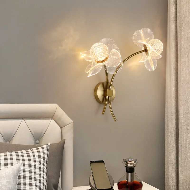 

New Design Elegant Modern LED Wall Lamps Golden Luxury Flower Decoration Wall Light Bedside Living Room Corridor Hotel Backlight