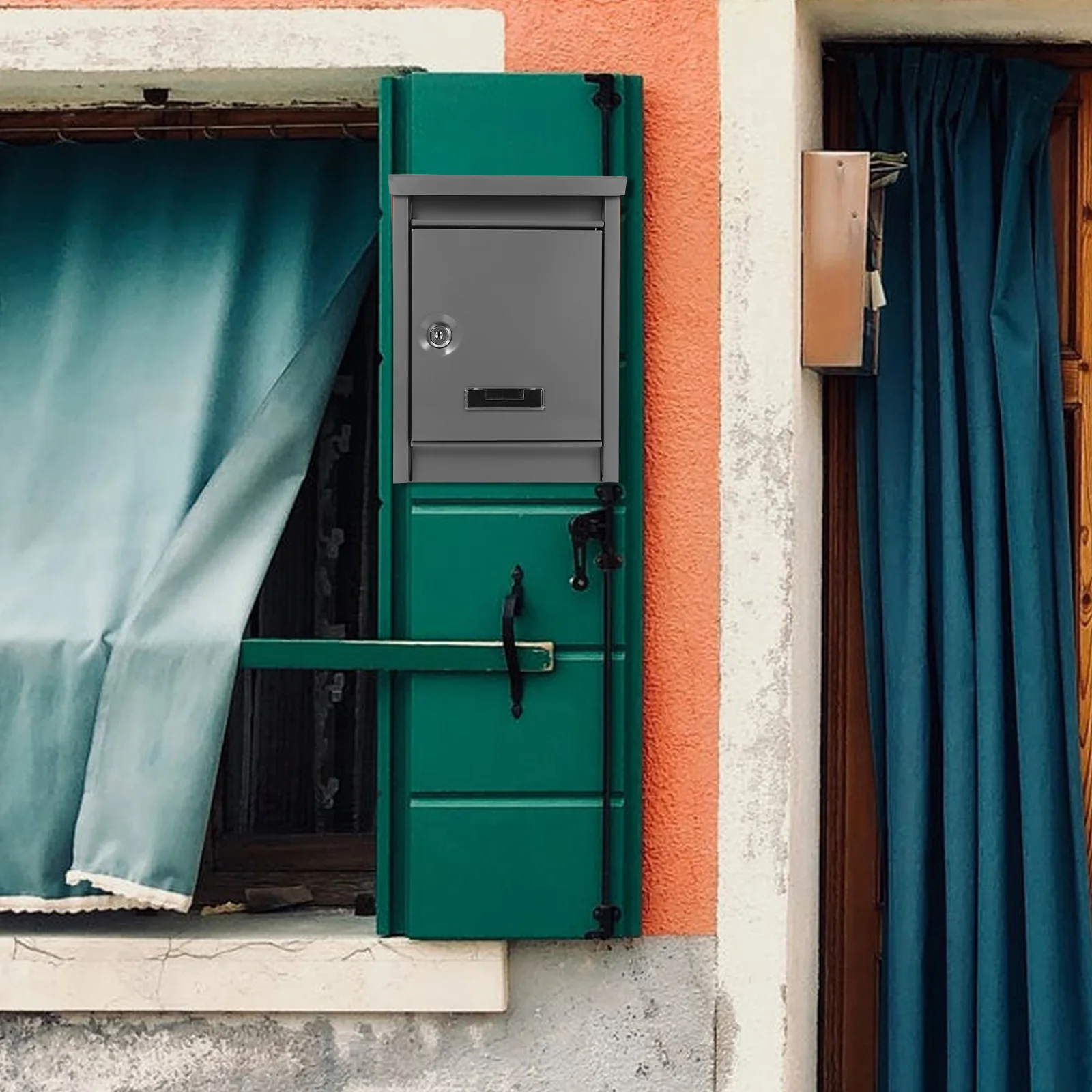 

European Style Villa Mailbox Lockable Metal Wall Mounted Waterproof Large Capacity Secure Lock Black Finish Home Exterior Decor