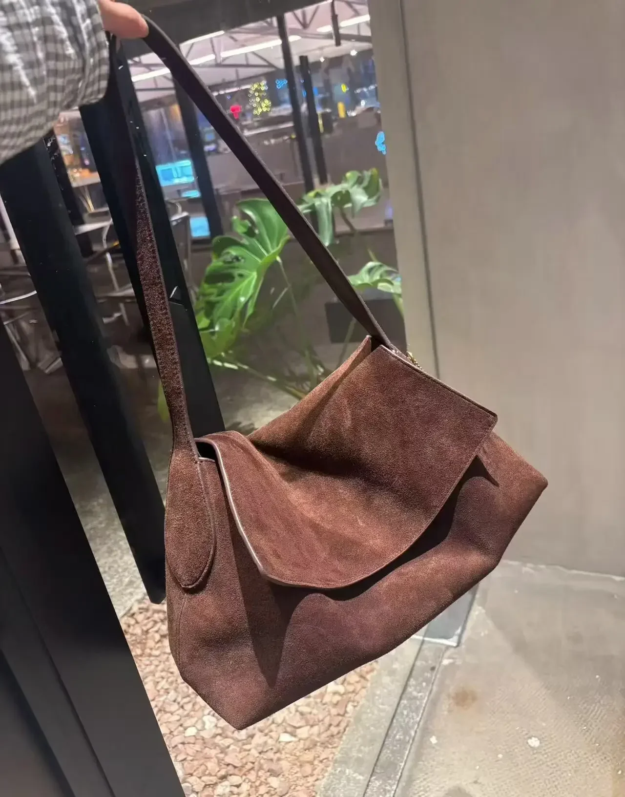 Luxury Brand Cowhide Women Shoulder Bags Top Quality Genuine Leather Women Underarm Bags Fashion Solid Sqaure Flap Bags Woman