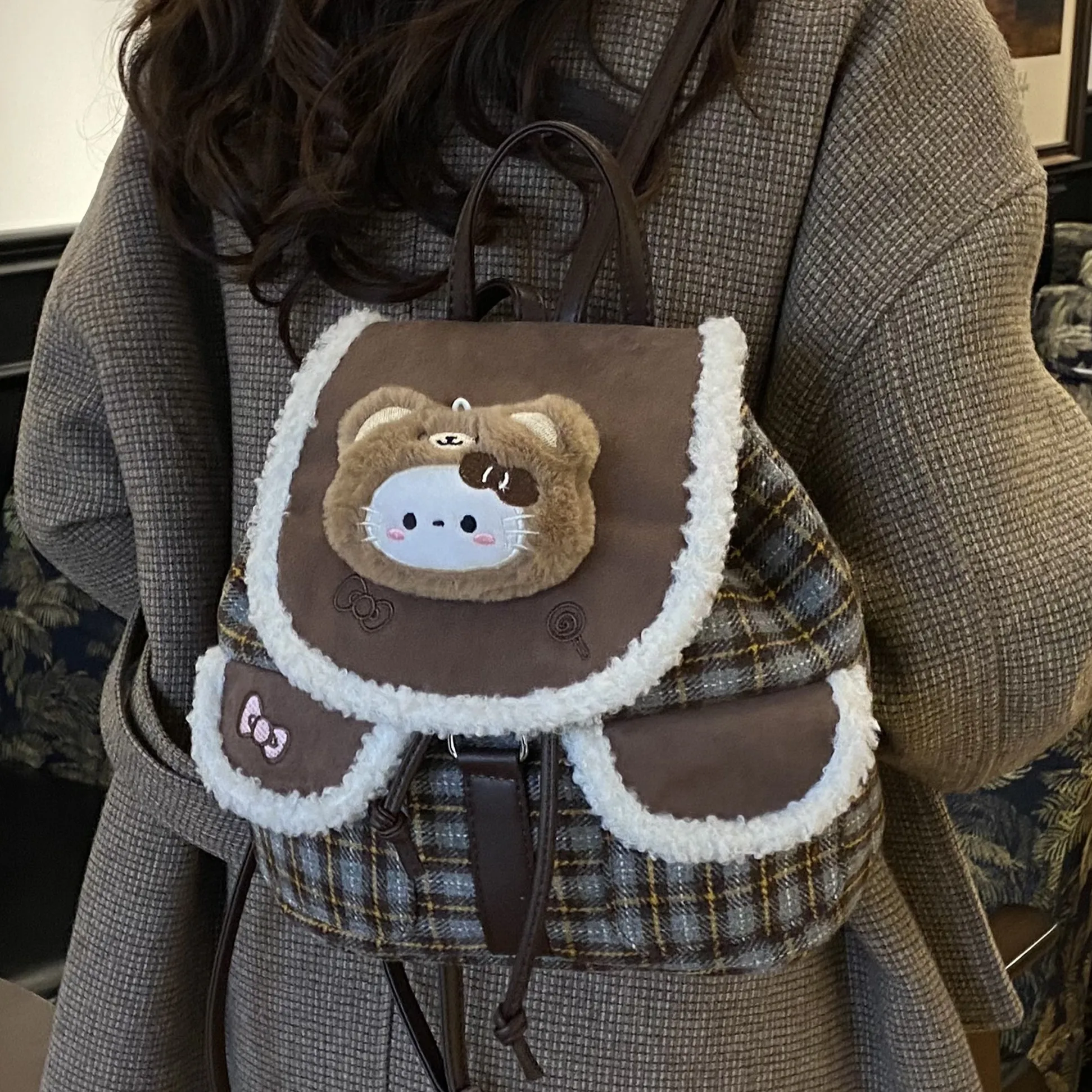 

Пушистый зимний рюкзак, большая вместительная замшевая сумка для книг, высокоэстетичный студенческий рюкзак с мультяшным котом для подростков