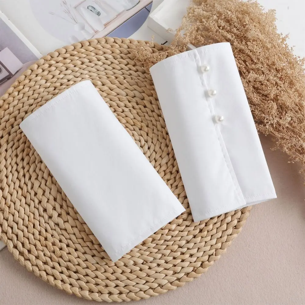 Mangas de mano falsas desmontables, botones de perlas, puños de muñeca falsos cómodos, adorno decorativo de extensión de puño para mujer fácil de usar