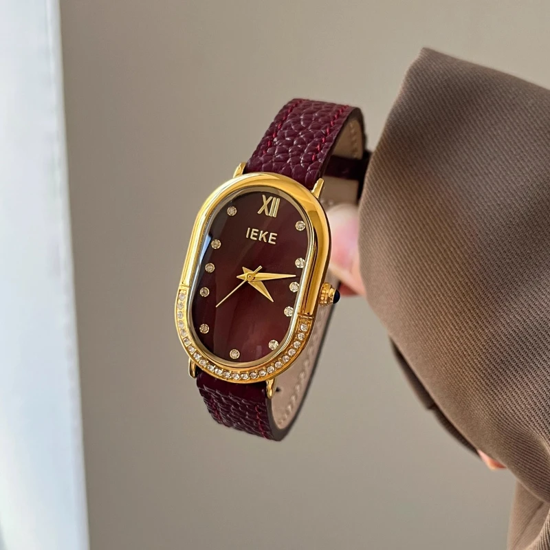 Classic Trend Ladies Watch Elegant Simple Retro 2025 Waterproof Quartz Watch Birthday Gift Light Luxury