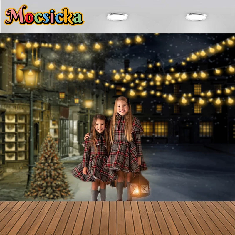 

Mocsicka Christmas Decoration Photography Background Xmas Tree Nighttime Vintage House Shine Light Snowscape Photo Backdrop Prop