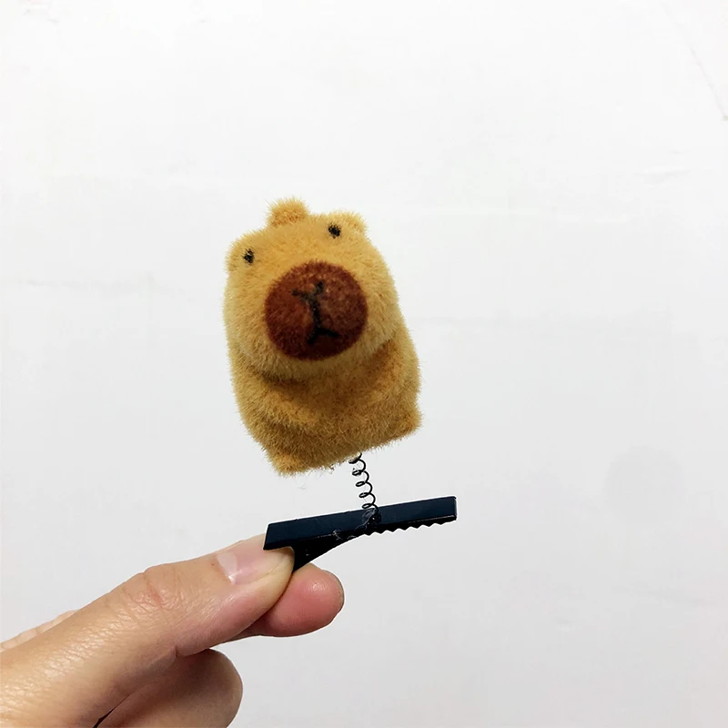 2Pcs Cartoon Cute Capybara Spring Hair Clip Funny Hair Accessories Alligator Clip Hair Ornaments for Kids