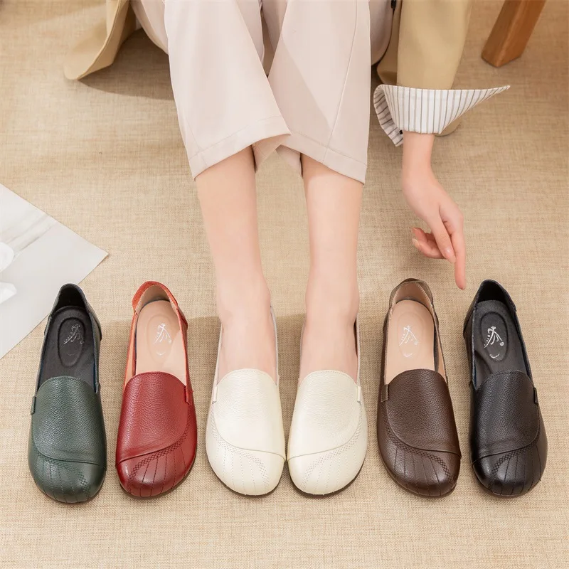 2023 Spring Genuine Leather Women's Shoes Comfortable Cowhide Soft Sole Casual Women Flat Heel Shoes Non slip Mom's Shoes