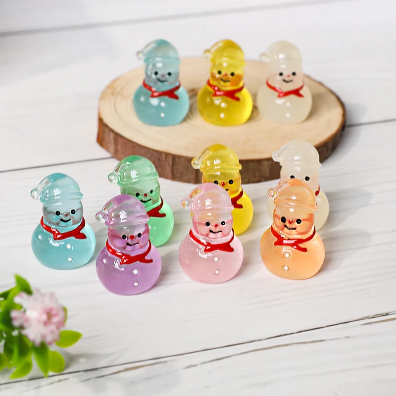 

10Pcs Mini Luminous Resin Christmas Snowman Ornament Glow in The Dark Miniature Figure Tiny Snowman DIY Dollhouse Decoration