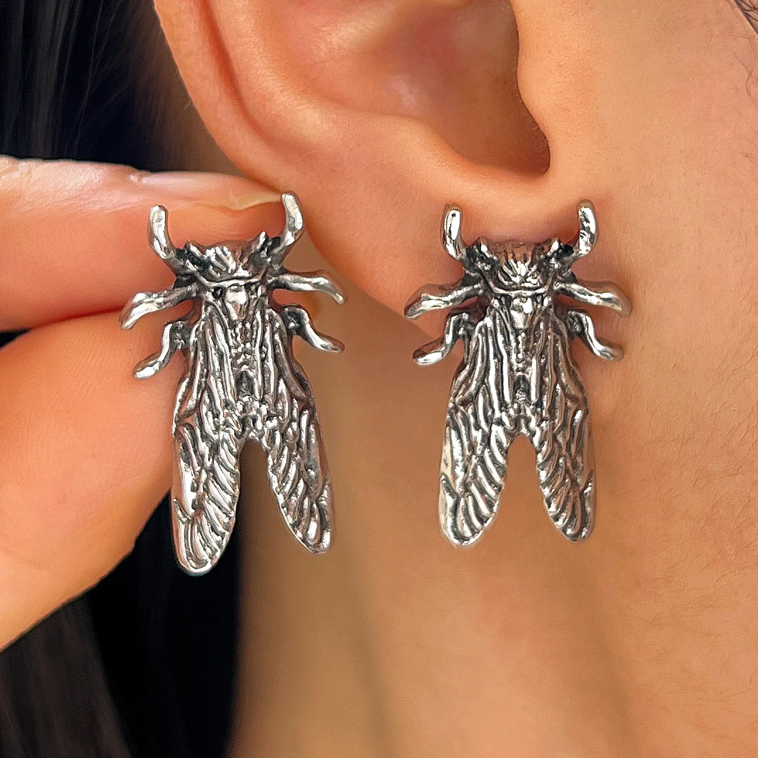 Vintage Silver Color Insect Stud Earrings for Women Gothic Scarab Beetle Cicada Piercing Jewelry Punk Fashion Halloween Gifts