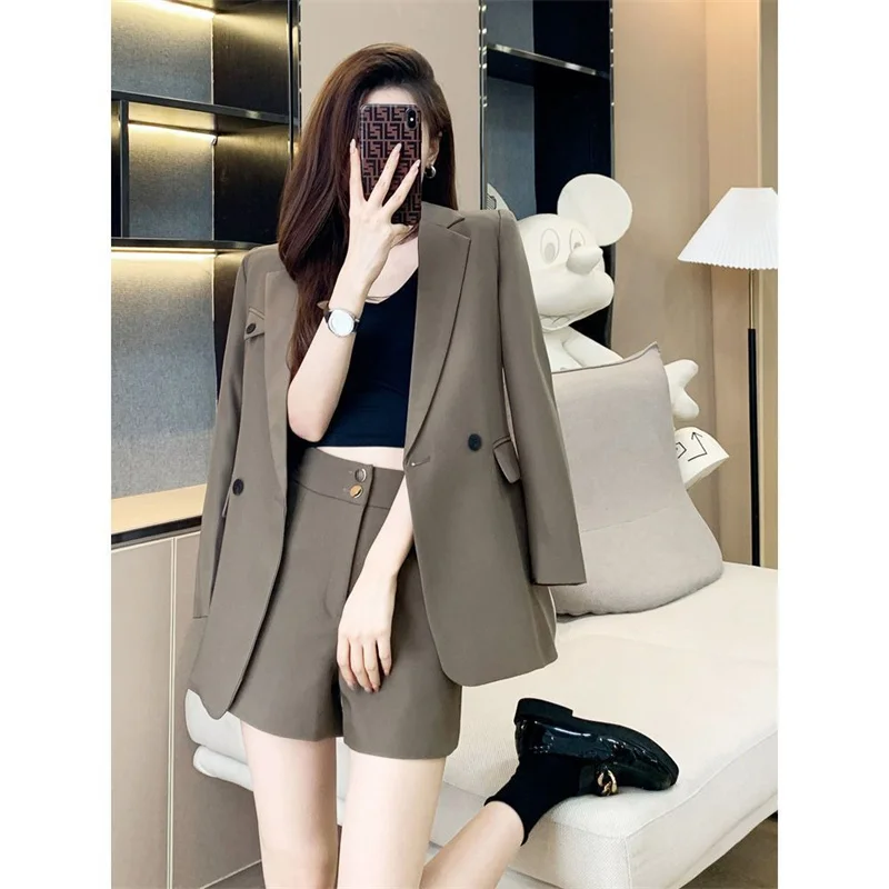 

Contrasting Color Suit Jacket Female 2026 New Spring Autumn Design Sense Niche Stitching Suit Shorts Suit Female Two-Piece Sets