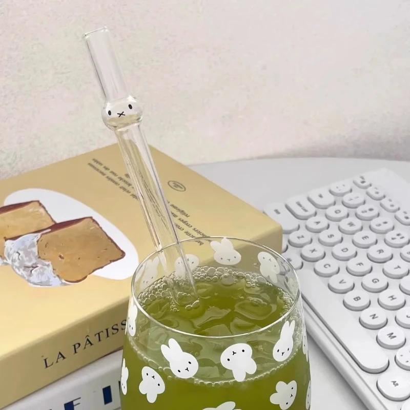 ميفي القش الزجاج الشفاف جميل الإبداعية مستوى المظهر العالي شرب الشرب المباشر ارتفاع درجة الحرارة مقاومة القش