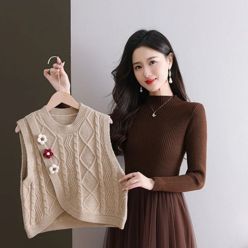 سترات متماسكة للنساء ملابس قصيرة للعمل خفيفة على العرض ملابس على الطراز الكوري صدرية تريكو جديدة Y2k سترات نسائية حمراء