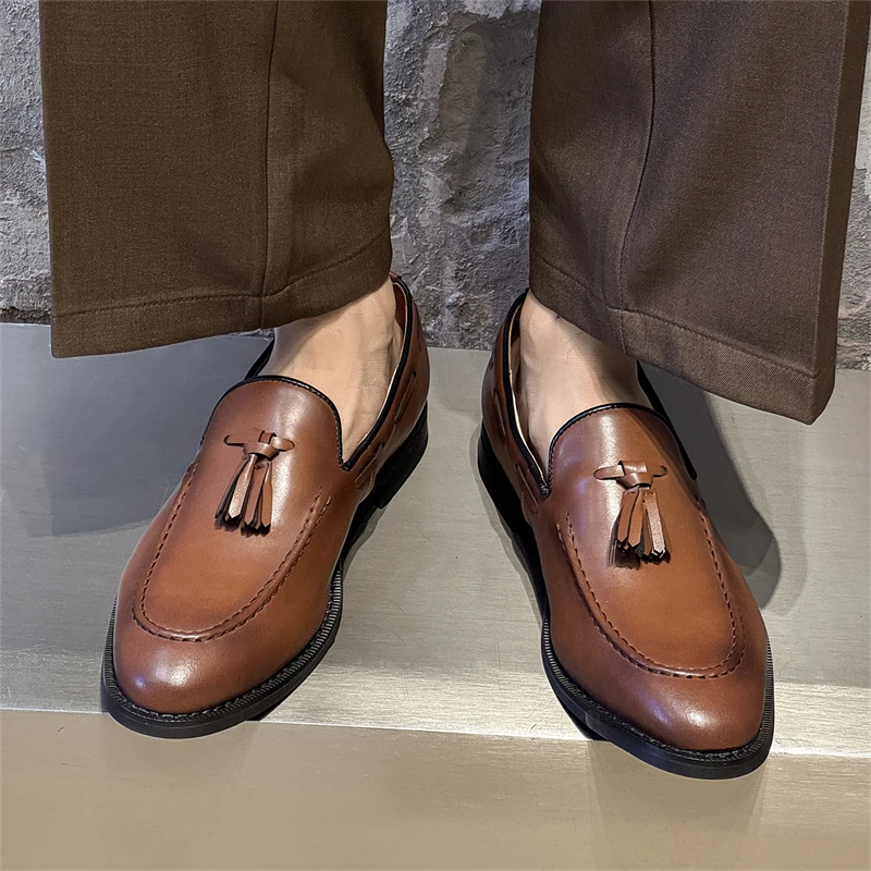 Business Man Fringed Shoes Black-brown Color Retro British Casual Style High-quality Loafers for Feet Social Shoes Sizes 38-46