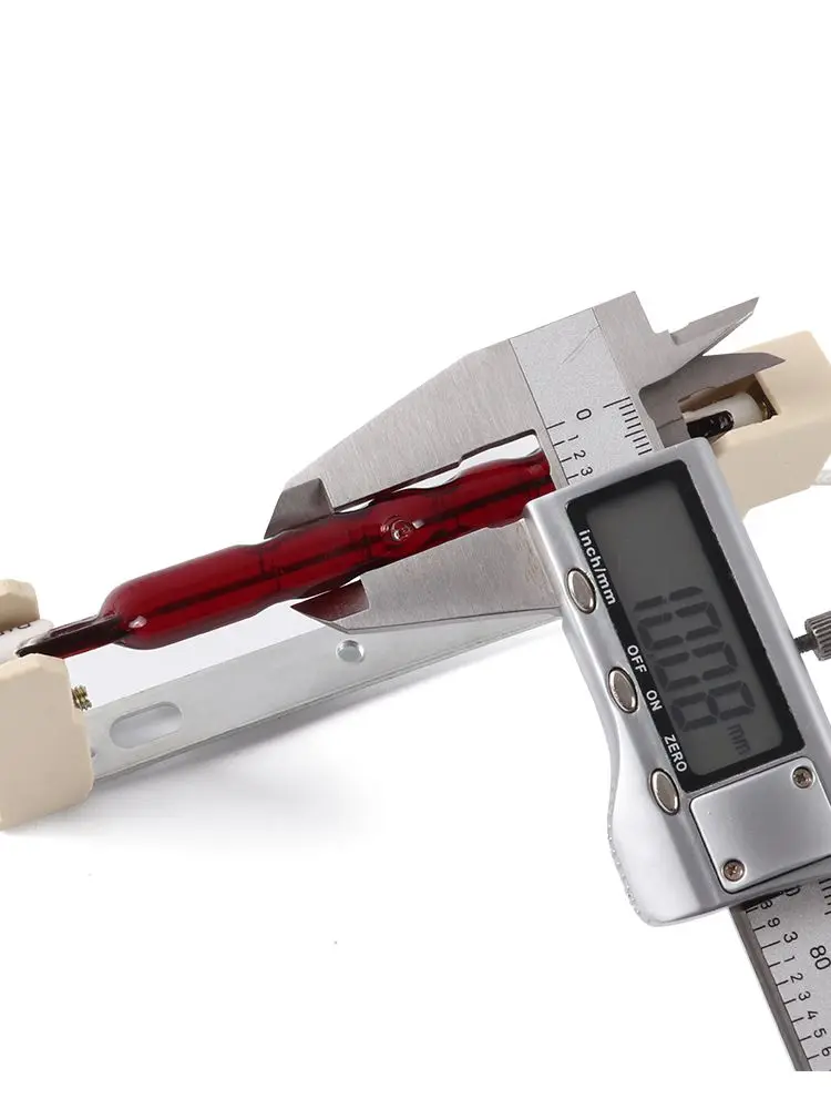 

Рубиновая инфракрасная лампа коротковолновая R7S 300 Вт 118 мм, сделано в Китае Lampsiauv