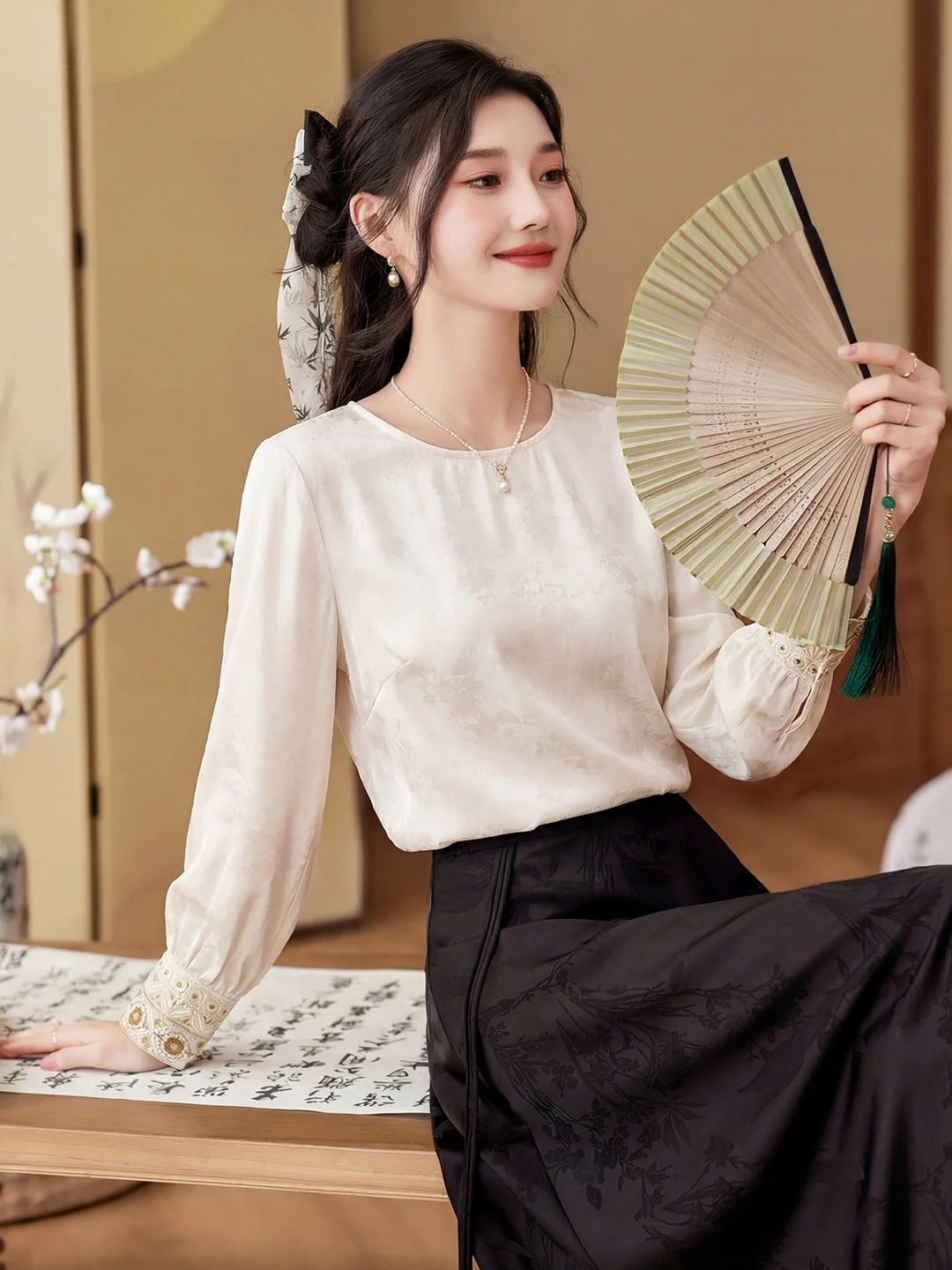 

Весенняя новинка: Женская длиннорукавная блузка Xinfuyu в китайском стиле, премиум-класса, легкая, омолаживающая, модная, традиционная.