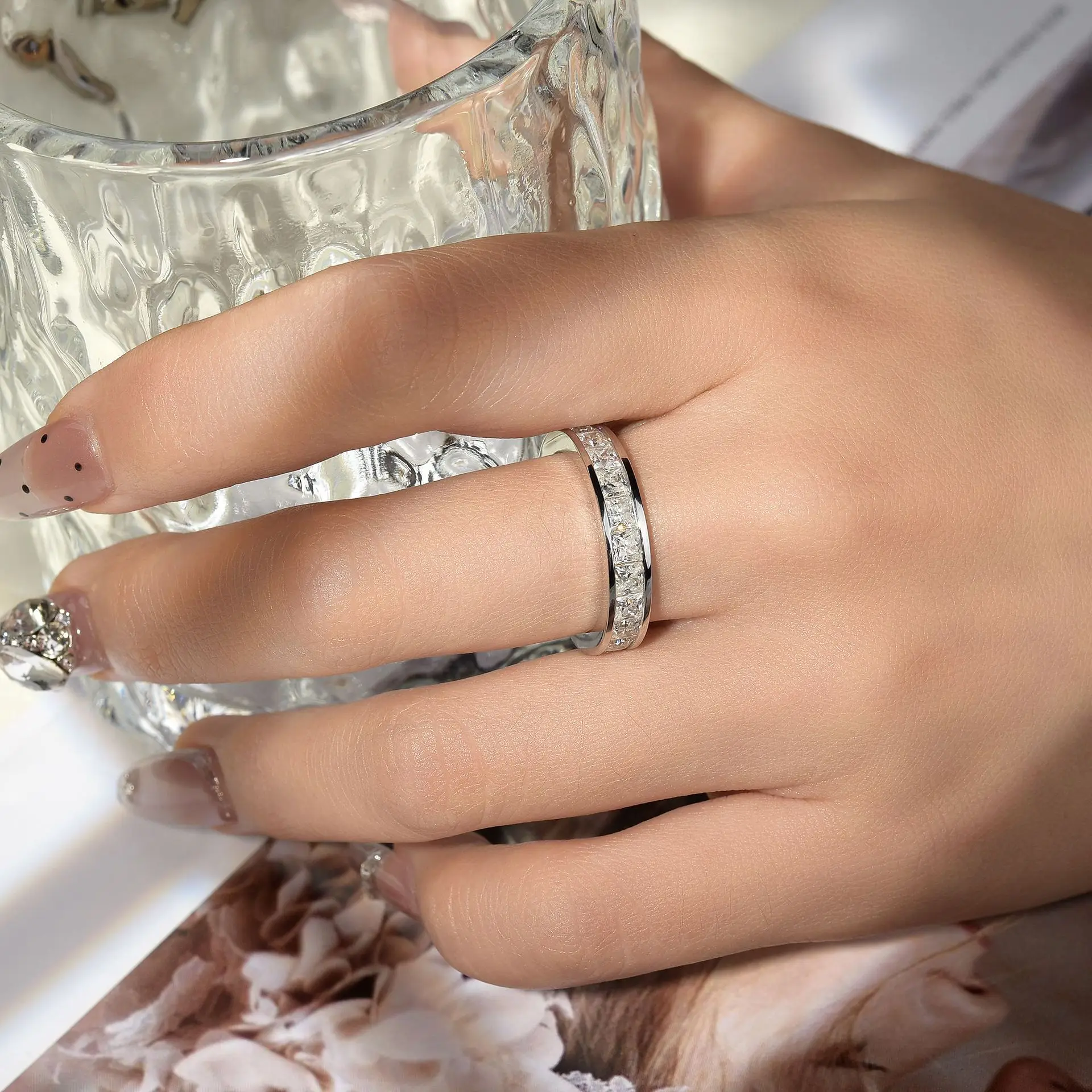 كامل مويسانيتي D اللون VVS الأميرة الماس المرأة خاتم مربع S925 خاتم فضة مطلي الذهب الأبيض خواتم مجوهرات للنساء