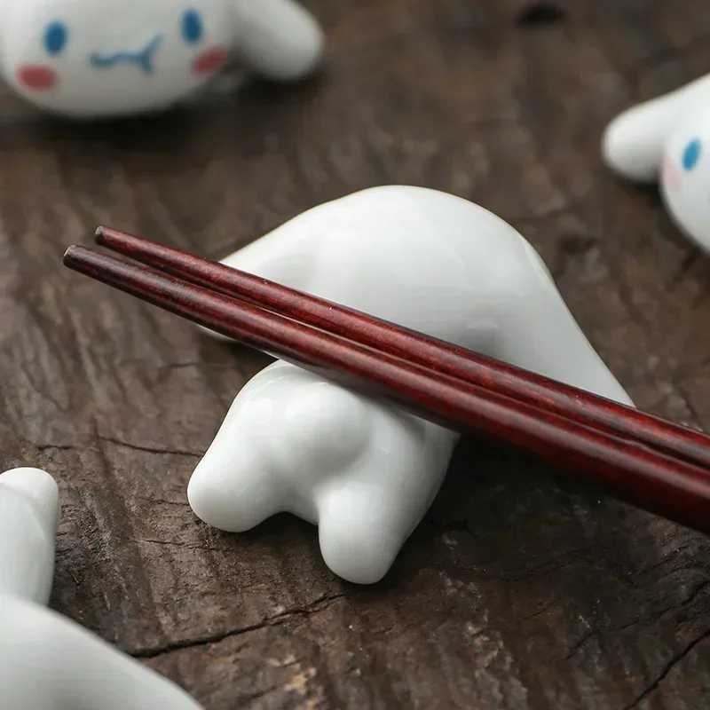 Kawaii Sanrio Animal de cerámica Cinnamoroll Mini decoración de escritorio Linda figura de Anime adorno en miniatura regalo creativo