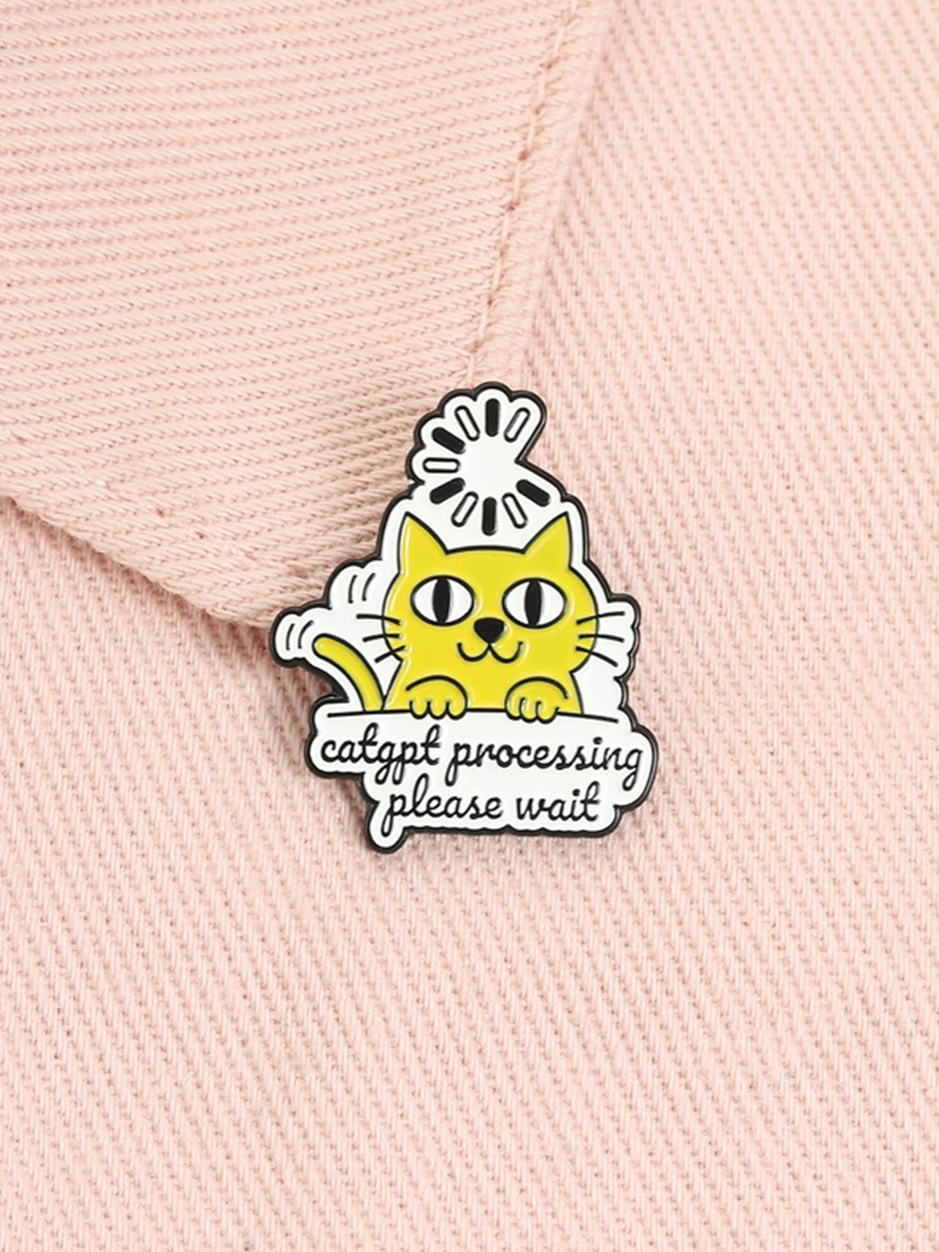 1 Item Is Being Processed, Please Wait Enamel Pin Beautiful Yellow Cat Brooch Fashionable Collar Badge Backpack Accessories Jewelry Gift for Friends