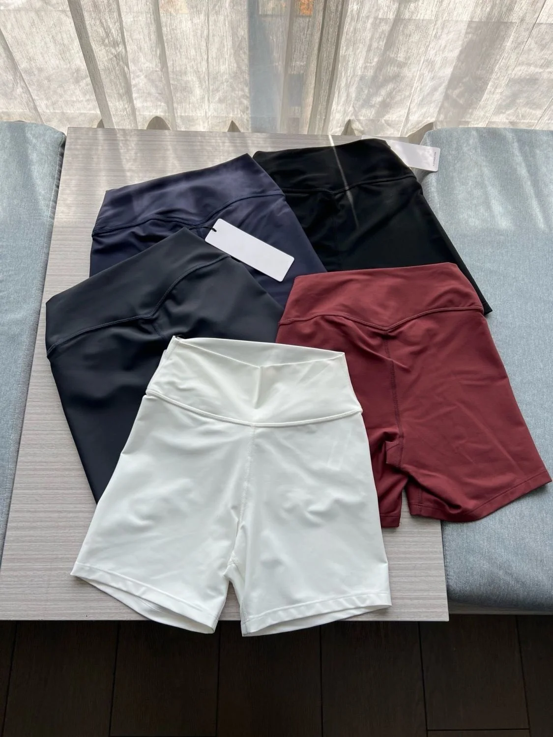 

AIAI Lemon Women Top Quality Waist Tight Hip Lifts Yoga Shorts Lady Sports Workout Gym Scrunch High Waist Fitness Push Up Shorts