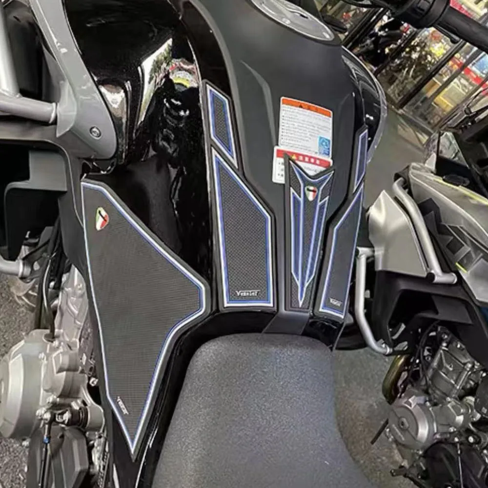 

For CFMOTO 800MT CF800MT CF 800 MT Motorcycle Tank Pads Protector Sticker Decal Gas Knee Grip Tank Traction Pad