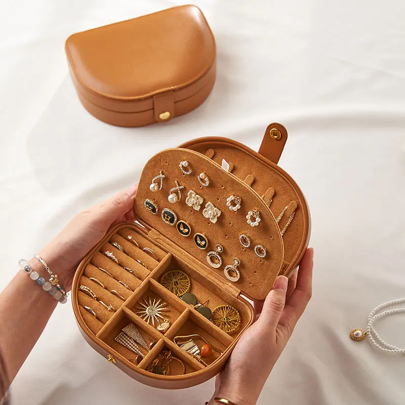 Retro high-end jewelry storage box grid portable jewelry gold necklace earrings stud earrings storage box