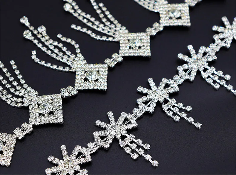 5 Meter Strass-Kettenborte mit Fransen, glitzernde Kristall-Accessoires, DIY Hochzeitsdekoration, Geschenk, Schleifenform, Strassband – Detail 1