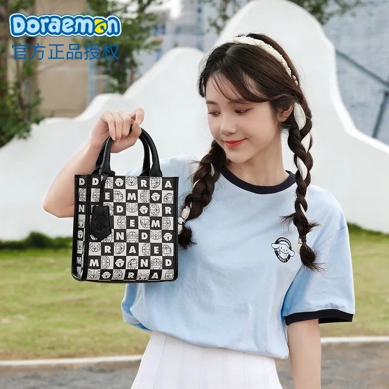 Doraemon dompet dan tas tangan selempang untuk wanita dompet lucu wanita kotak kurir Kawaii musim panas gadis PU kantung nyaman