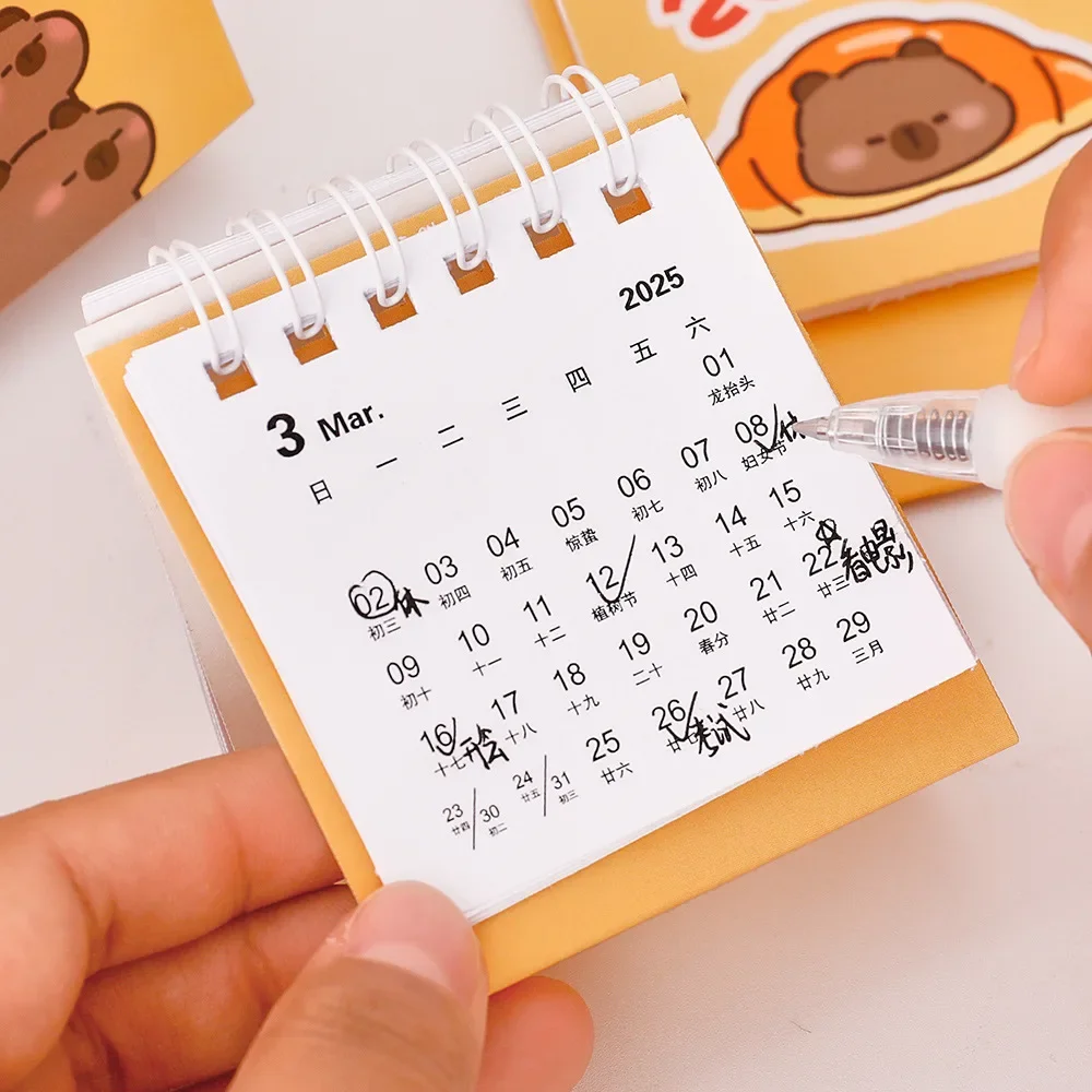 Kawaii Mini kleiner Tischkalender, Juli 2025, bis Dezember 2025, tragbarer Kartonkalender, Lochplan, Büro, Desktop-Dekoration