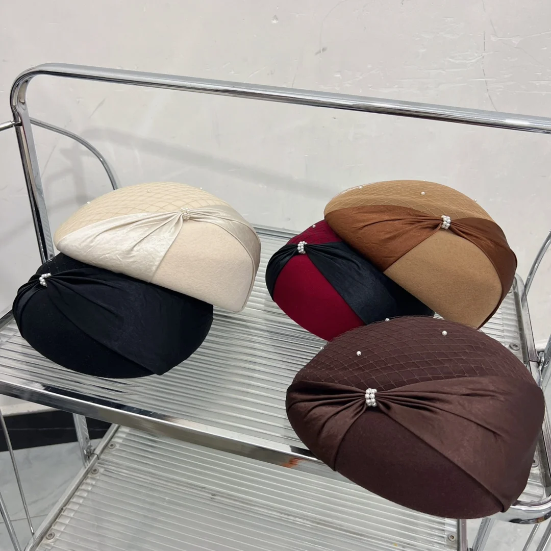 chapeau-beret-elegant-orne-de-perles-avec-nœud-en-resille-bonnet-en-laine-pour-l'automne-et-l'hiver-accessoire-style-pour-femmes-en-laine-pure-australienne