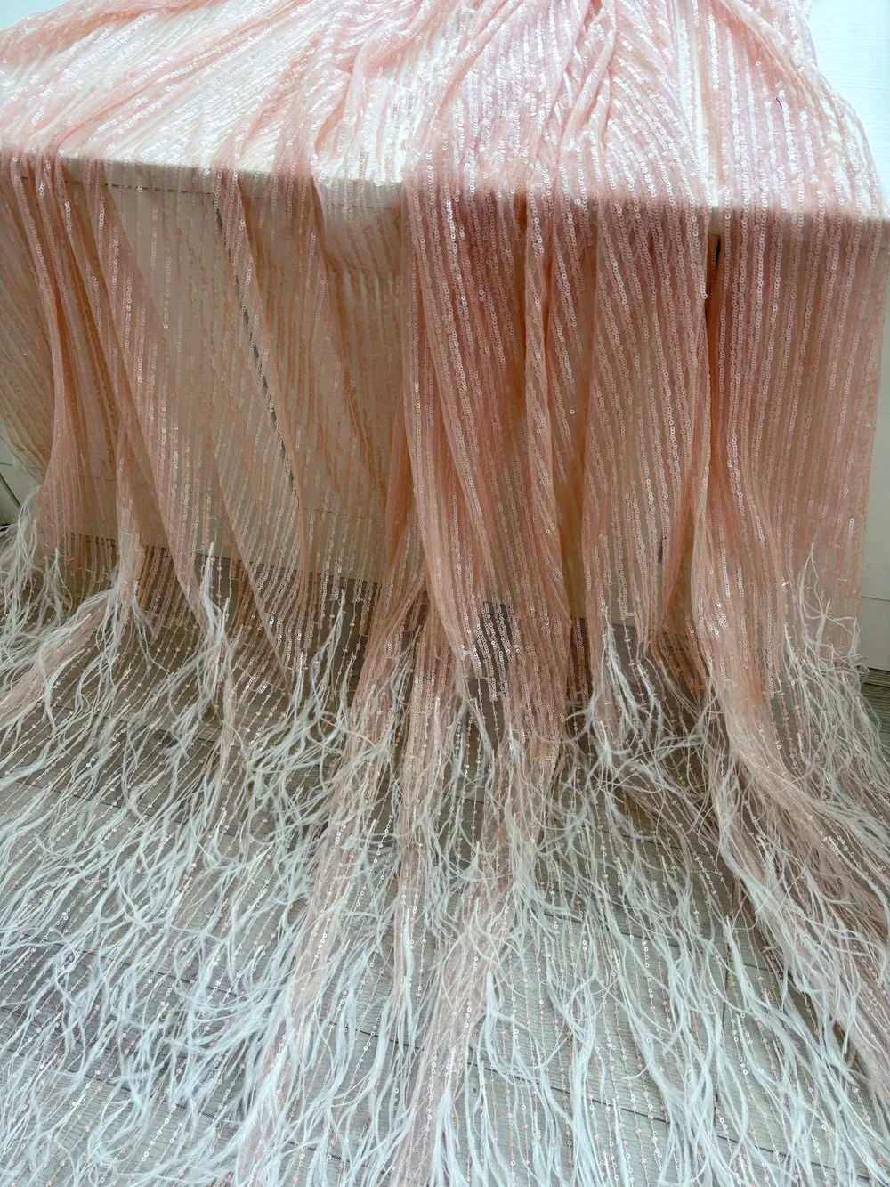 

1-ярдовая светло-розовая бахрома из страусиных перьев, тюль, кружевная ткань, перья Mest для свадебного декора, швейные принадлежности Haute Couture