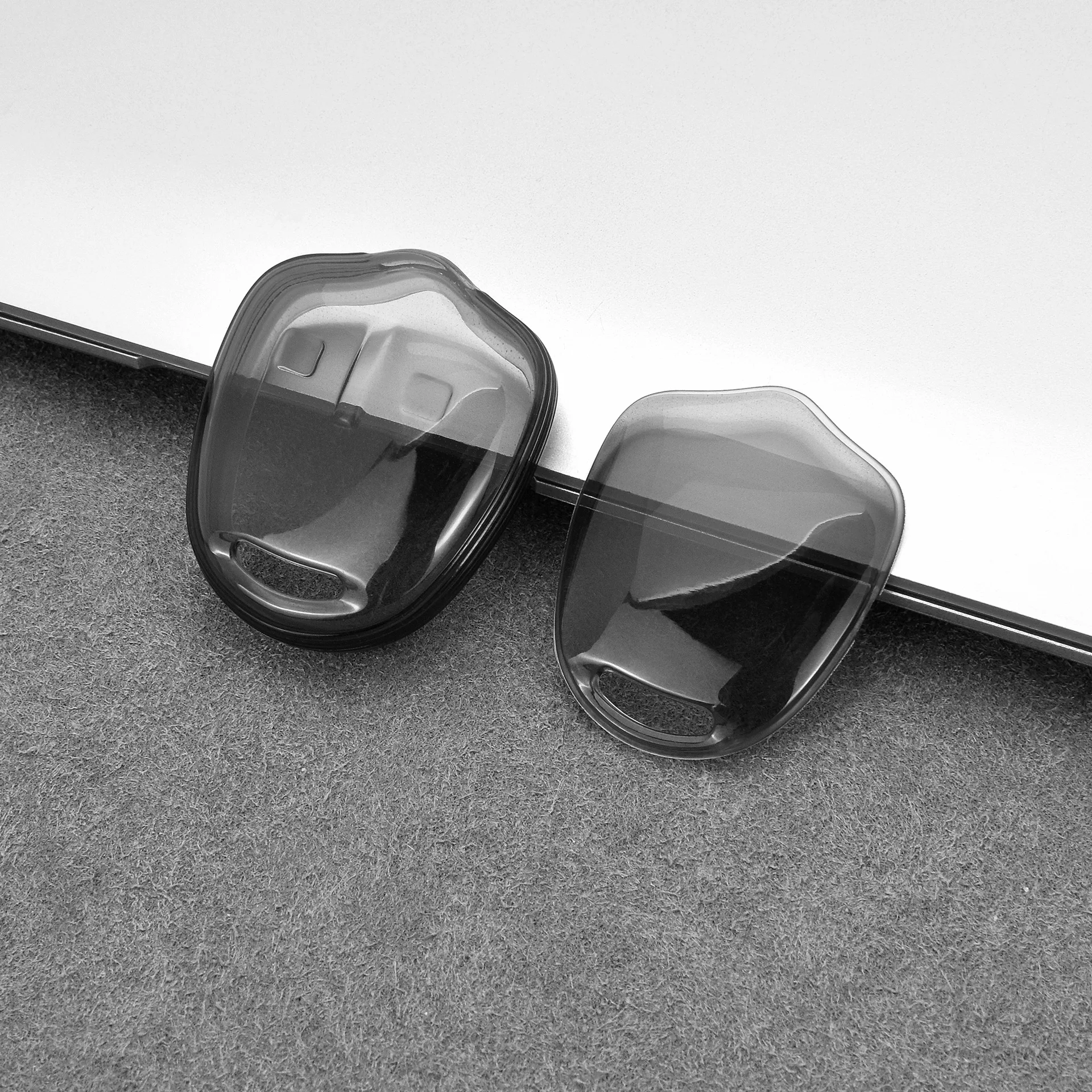 

Applicable to Mitsubishi Car Key Case Mitsubish New Ghost/Wing God/Outlander/Granddi Car Transparent Shell