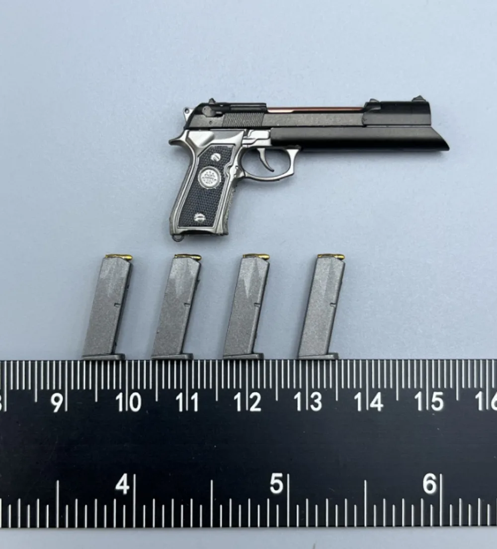 

DAMTOYS 1/6 Scale DAM GK028 M9 Pistol Model for12''Gangster