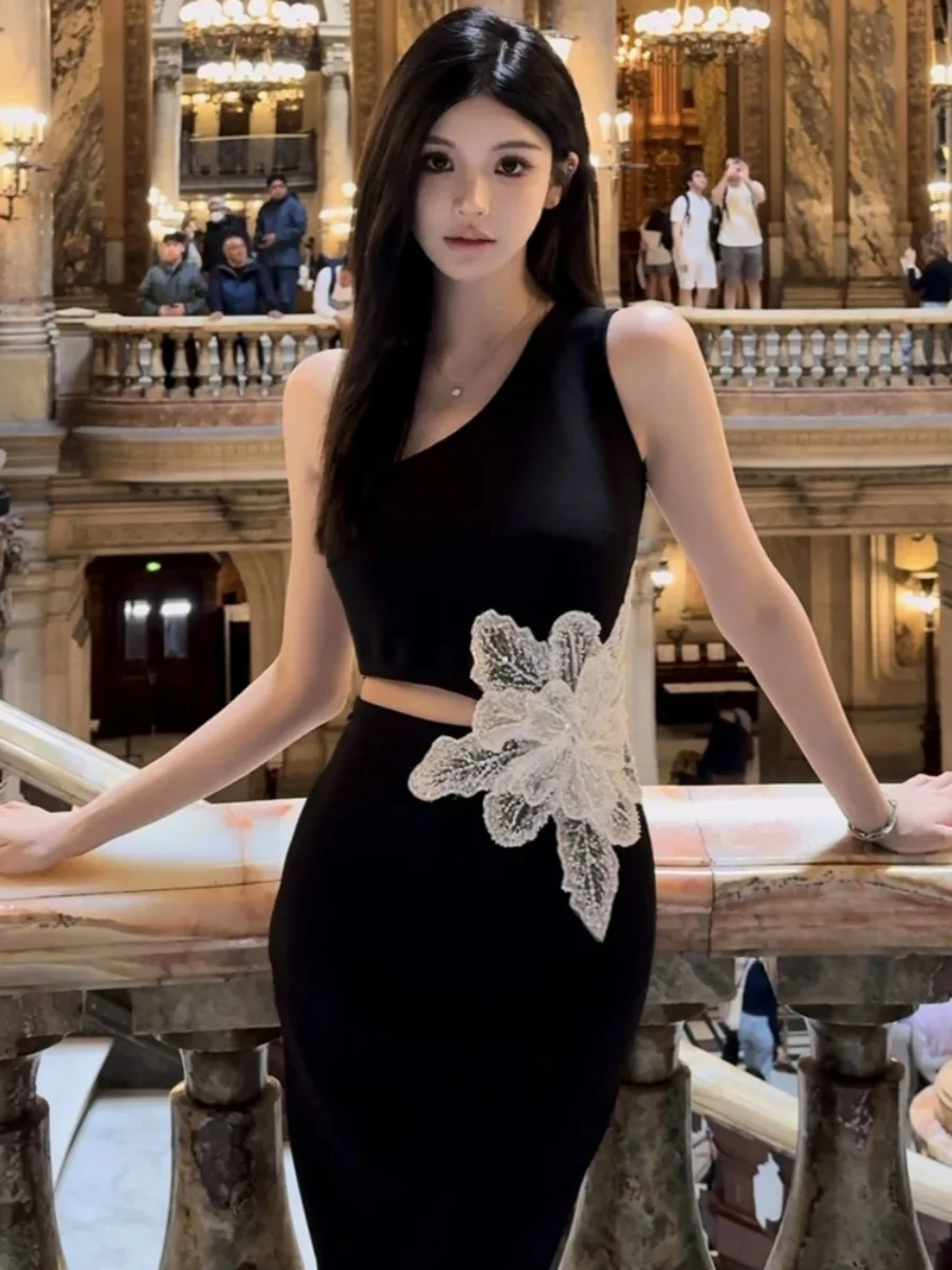 

Elegant Sexy Women's Dress Show Waist And Hips Design Summer Season Short Sleeve Neck Hanging Style Chinese Fashion