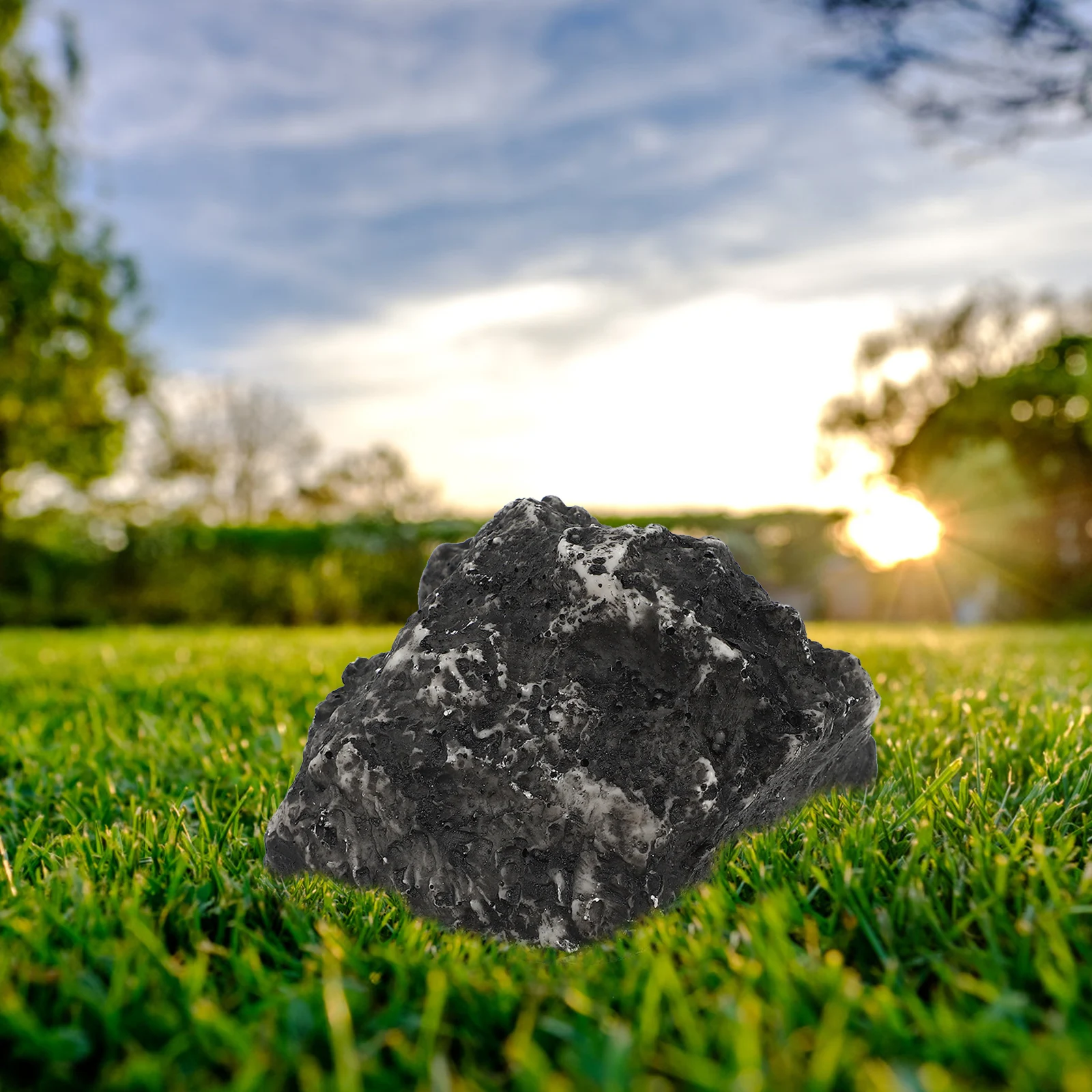 

Simulated Stone Key Hider Outdoor Secure Hidden Key Box Resin Made Yard Garden Decorative Storage for House Keys Cash Small