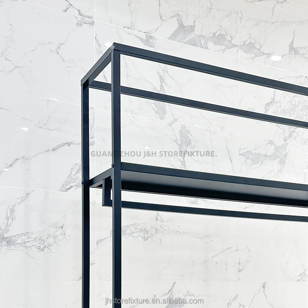 Rak Display Pakaian Custom dari Logam Hitam untuk Toko Ritel Pakaian Pria, Rak Display Garmen