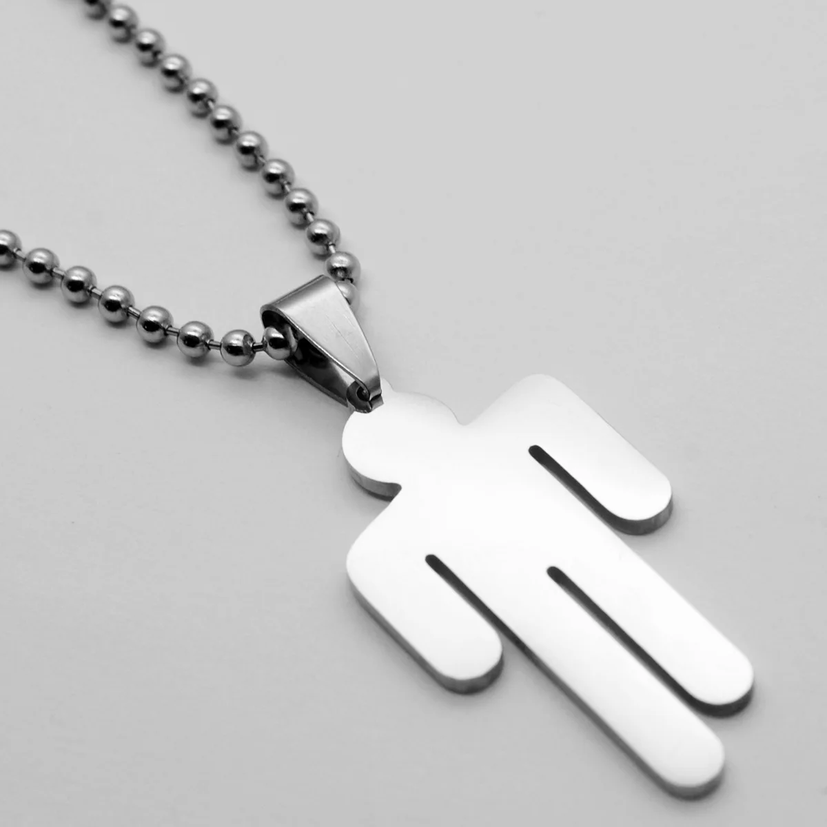 Billie Fashion Skew Head Tag Stainless Steel Rhinestone Pendant Necklaces for Men Women Wholesale Hip Hop Accessories Jewelry ﻿