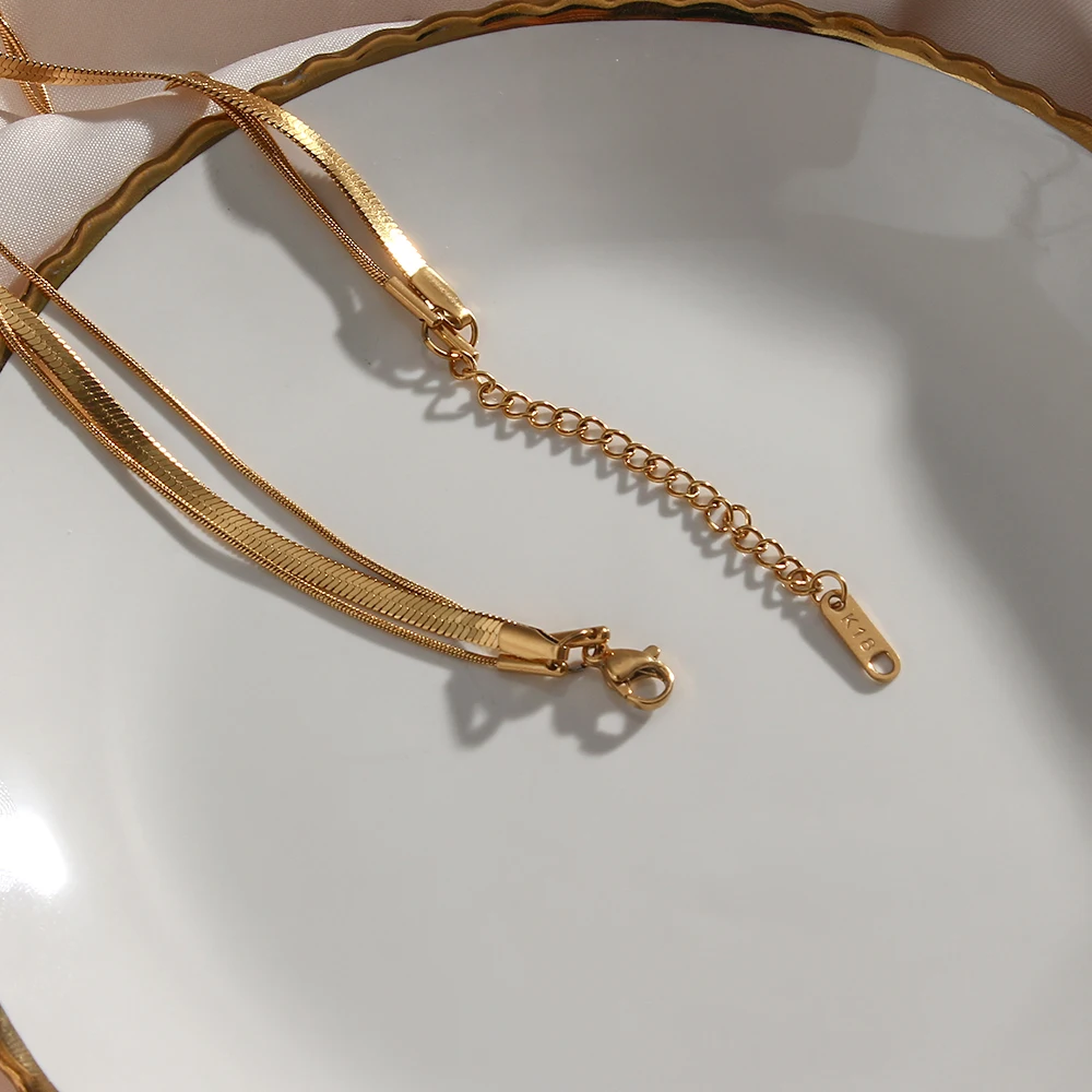 E.B.belle Tarnish Free Stainless Steel 18K Gold Plated Herryingbone Snake Chain Layer Necklace Sexy Women\'s Gold Chain Necklace
