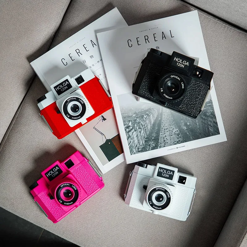 كاميرا فيلم Holga 120 الكلاسيكية الملونة 120N كاميرا متوسطة الحجم Lomography Lomo لـ Kodak Fujifilm وردي أزرق