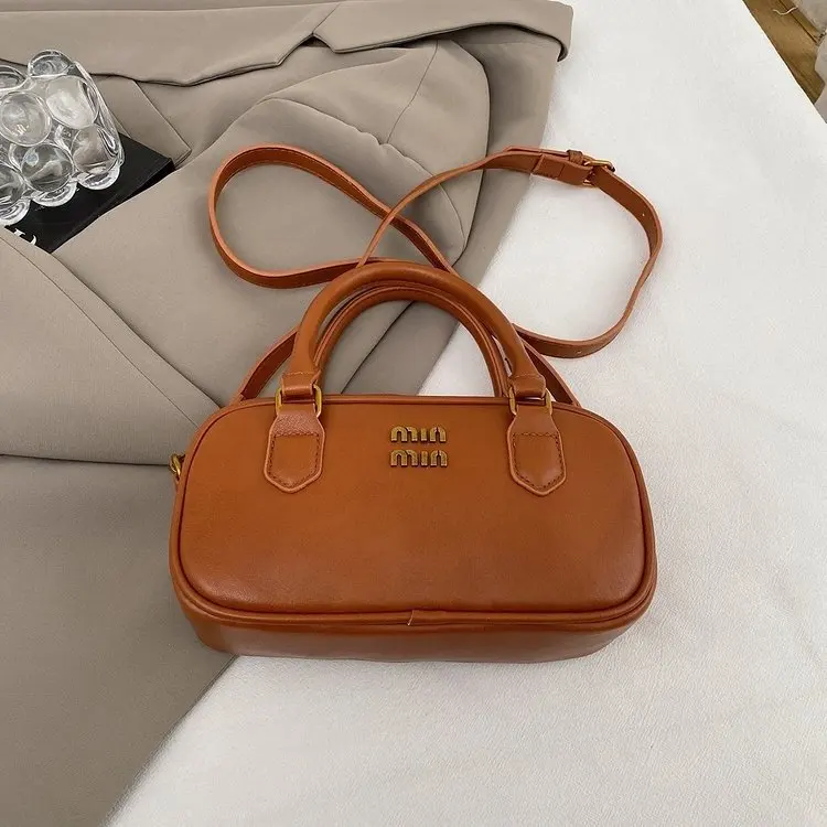 

Vintage Bowling Shoulder Bag, Women's Niche Autumn Winter Crossbody Purse, Trendy Day to Night Tote, Casual Sling Bag