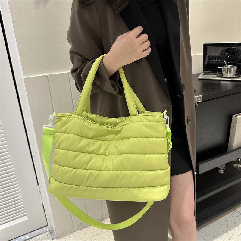 Solid Large Capacity Large Capacity Shoulder Bags Interior Compartment2024 Hot Sale Bags for Women Zipper Nylon Women\'s Handbags