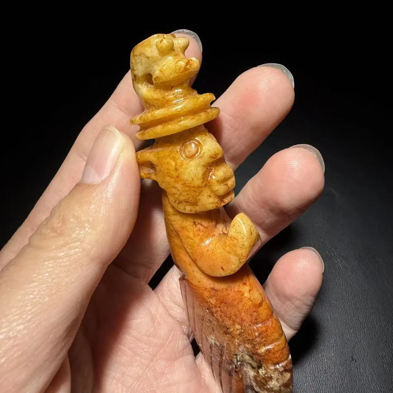 China Natural Jade Carve Feng Shui palace Yugui Ren person Amulet Pendant 11x3cm