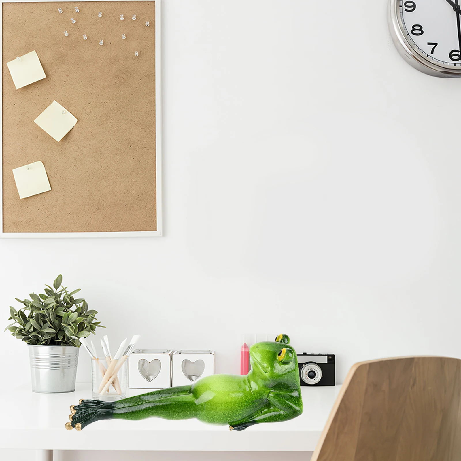 

Funny Yoga Frog Resin Animal Sculpture Creative Desktop Ornament Home Office Table Centerpiece Frog Figurine Animal Statue
