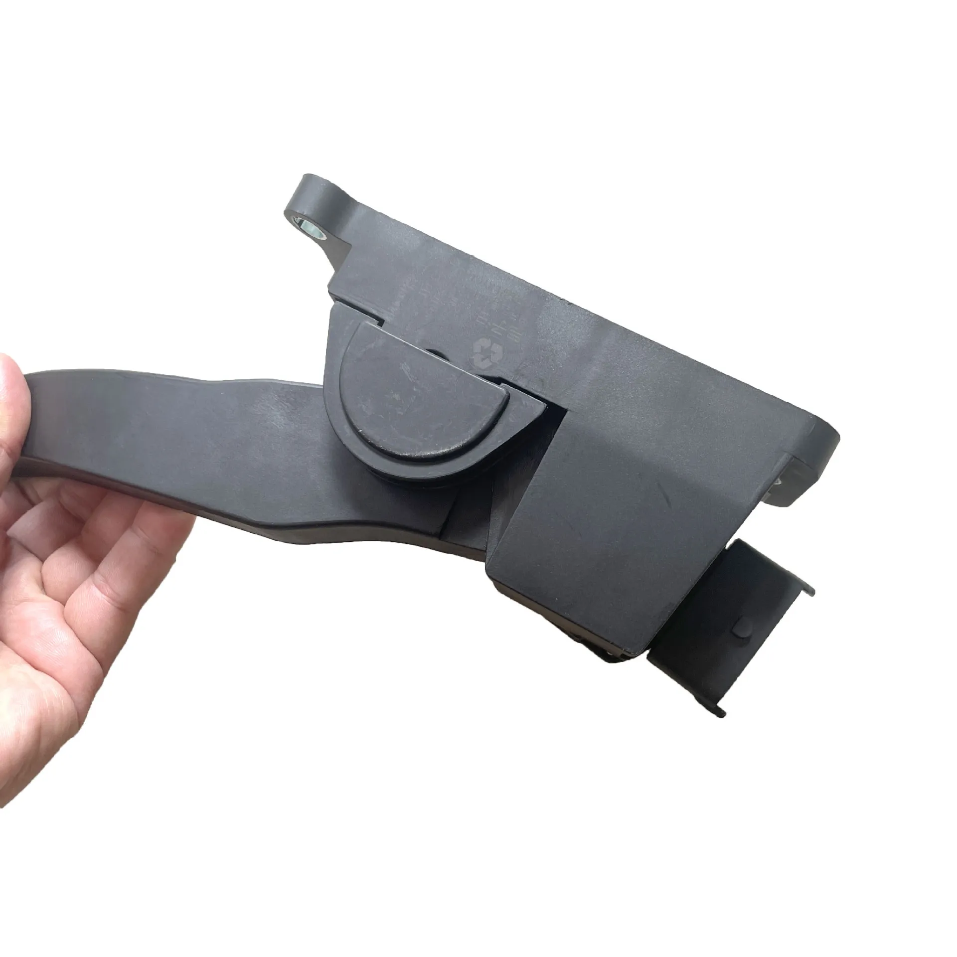Suitable for IVECO N600175031-CN501 Leap into Xiaofuxing Shangjun X101 electronic accelerator pedal
