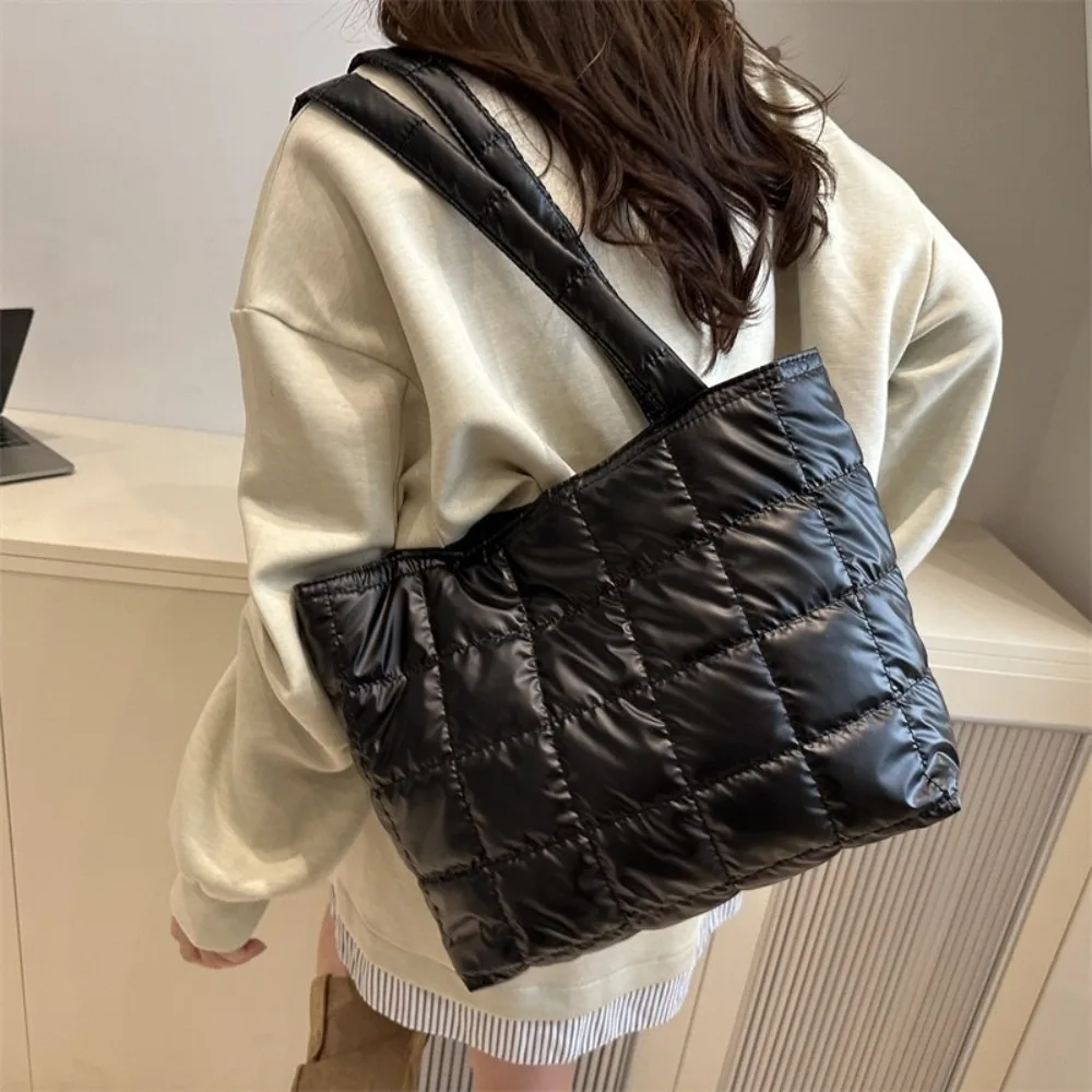 Fashion Solid Color Shoulder Bags Large Capacity Down Cotton Padded Women Handbags Shopping Bag Winter