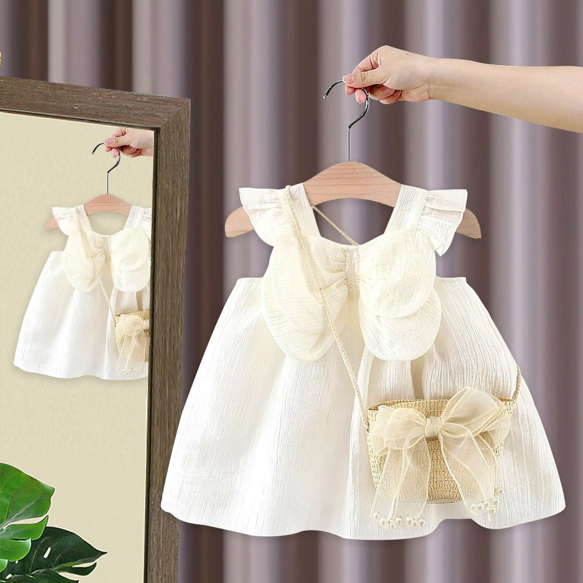 Summer Back Wing Cotton Small Flying Sleeves Baby Girl Dress Cute Beach Girl Princess Dress With Bag