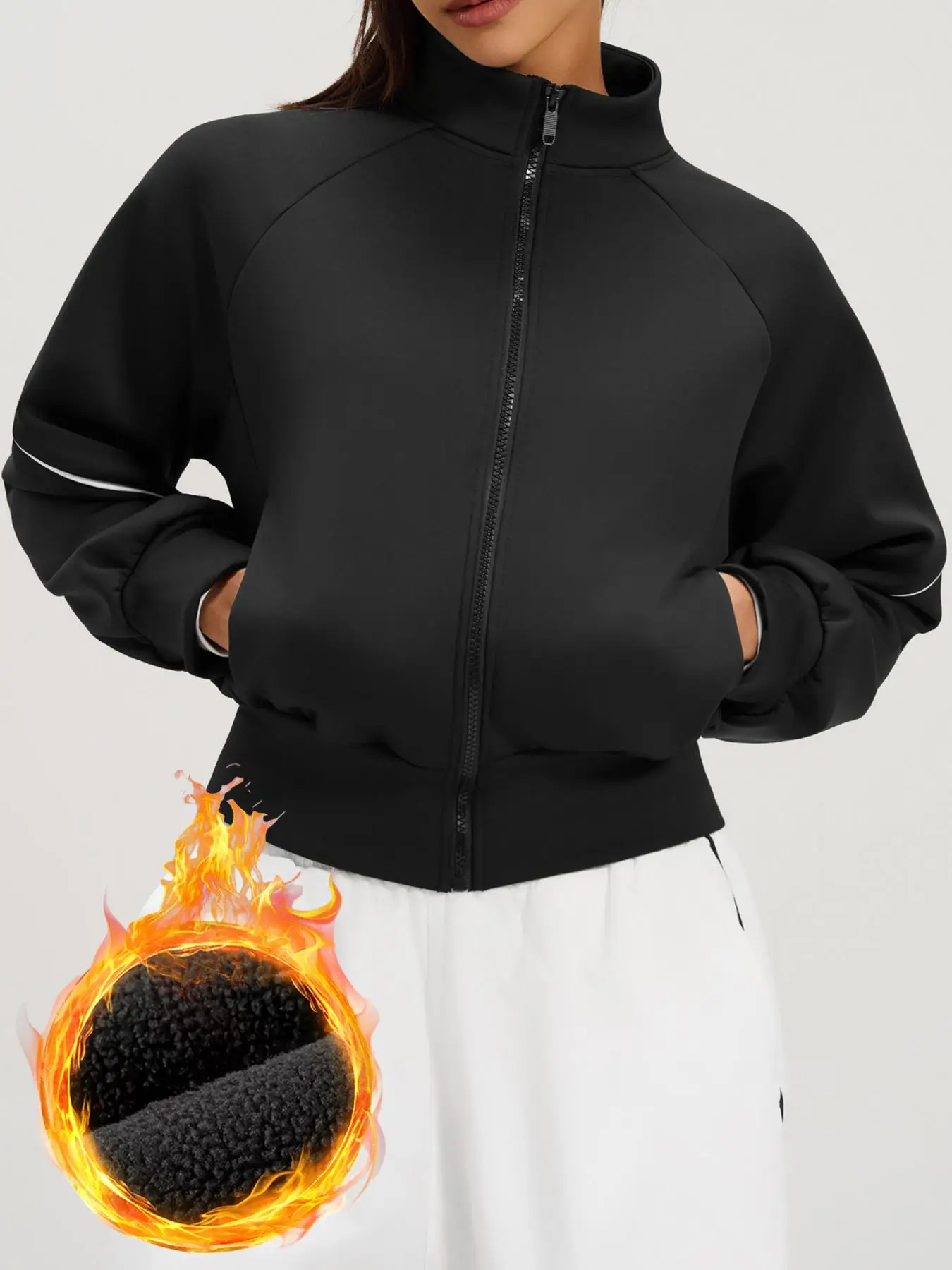 Veste de Sport doublée polaire pour femmes, sweat à capuche court à fermeture éclair avec col montant et poches, vêtements d'extérieur chauds et tendance pour l'automne et l'hiver