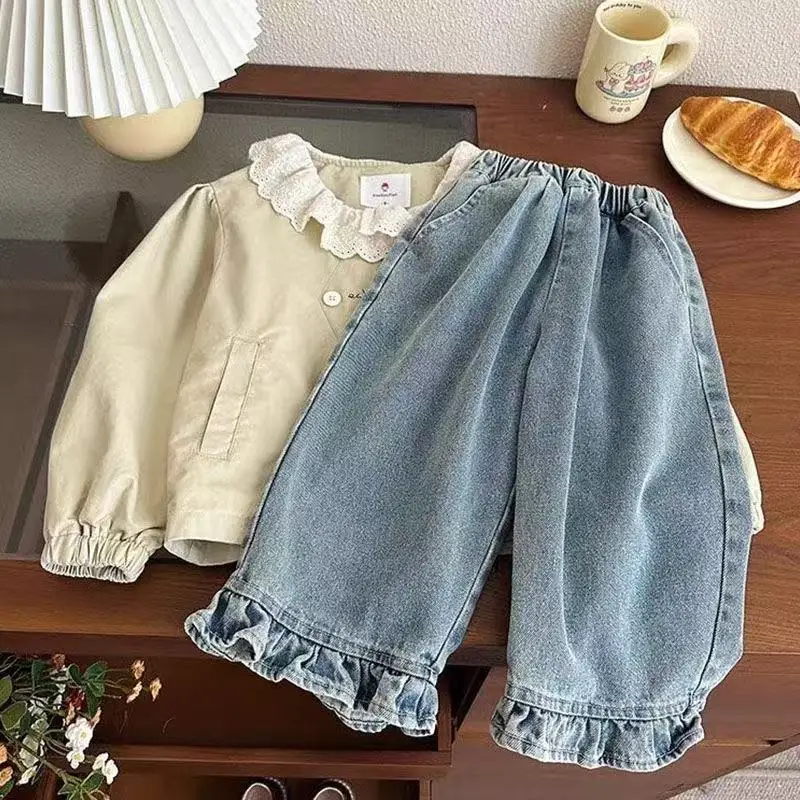 

Детские джинсы для девочек 1-6 лет, новые, весенне-осенние, модные повседневные широкие брюки, кружевные, в стиле принцессы, милые и очаровательные, размеры 80-130 см