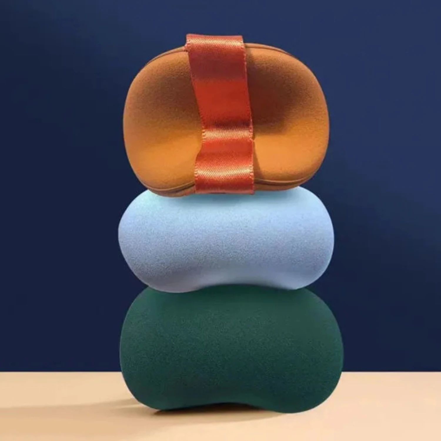 7 個のソフトフェイスパウダーパフセット、エレガントな収納ボックス付き、完璧な美容メイクアップのためのふわふわのルースパウダーブレンダースポンジ