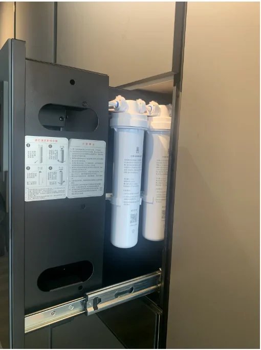 ตู้กดน้ํารวมในตัว / ตู้ทําน้ําร้อนและเย็น / ตู้ทําน้ําเย็น